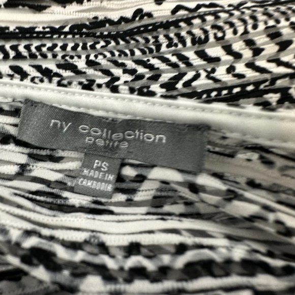 NY Collection Short Sleeve Top Petite Small Lined Tank Underneath Stretch Textur - Picture 2 of 15